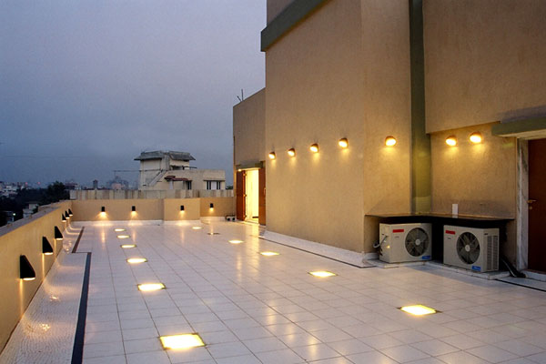 Om Santi Bungalows